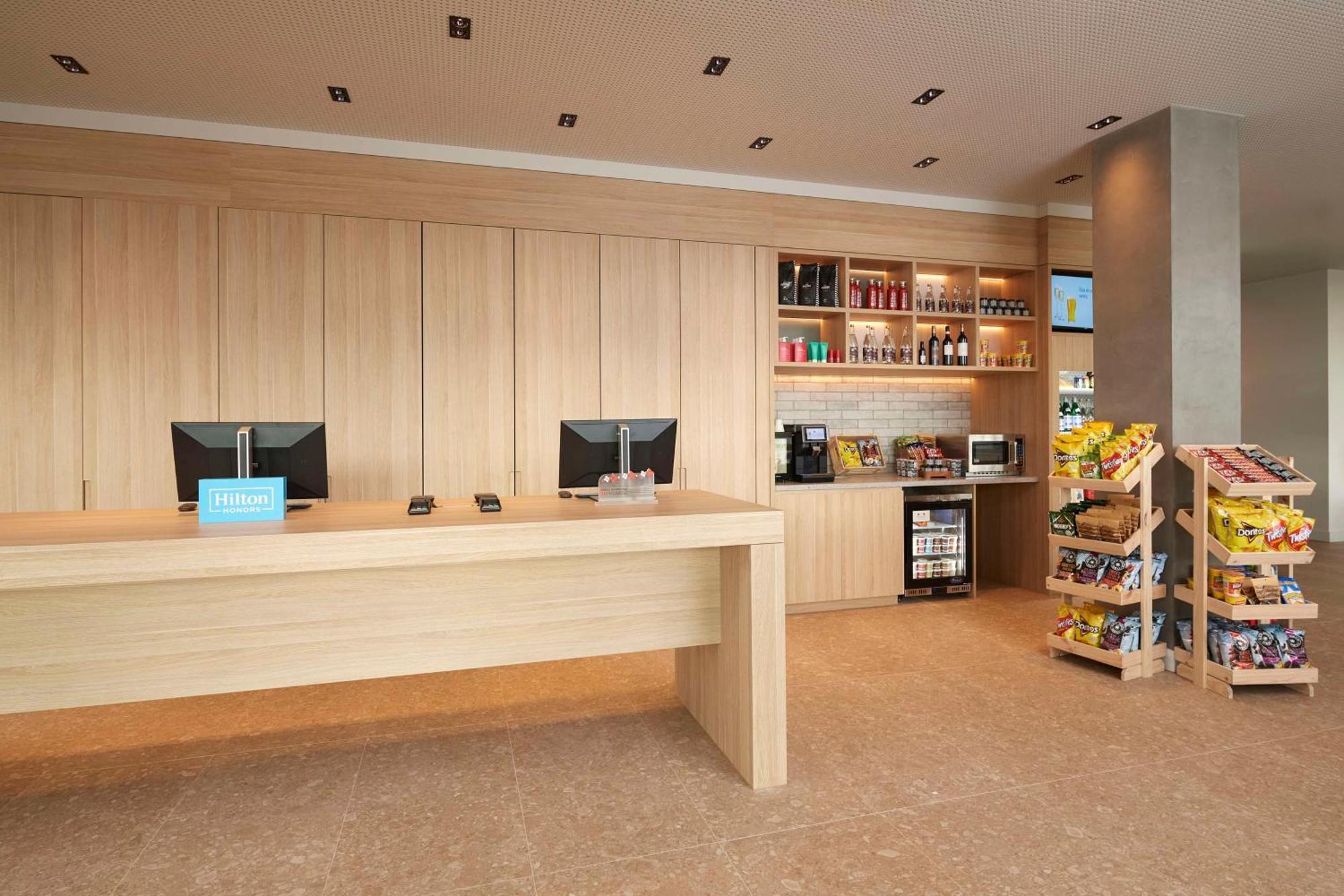 Hilton Garden Inn Басселтон Екстер'єр фото